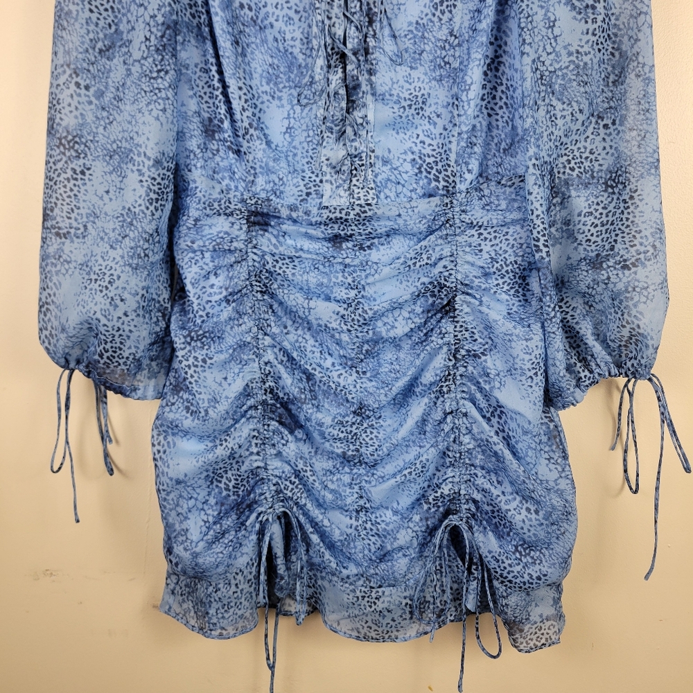 Lioness Feng Shui Print Lace Front Cinched Long Sleeve Blue Mini Dress - Picture 10 of 16